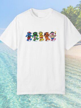 Survivor Legends Graphic T-Shirt